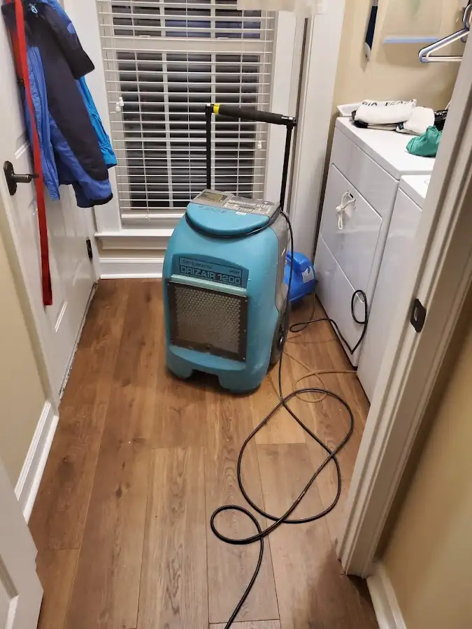 Commercial dehumidifier deployed for Flood Damage Cleanup in Shawnee